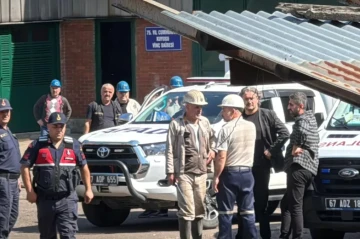 Four miners pulled from rubble in Türkiye mine collapse PHOTO