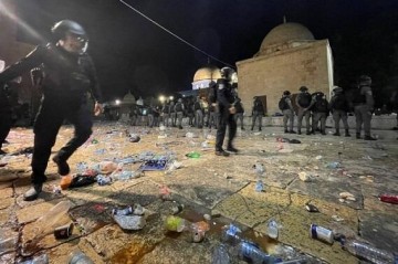Five killed in Jerusalem shooting