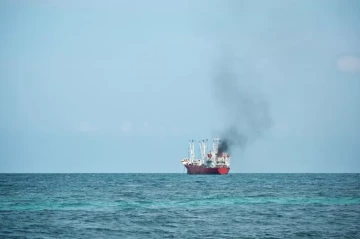Missile attack sets Dutch cargo ship ablaze in Gulf of Aden amid ongoing Houthi strikes