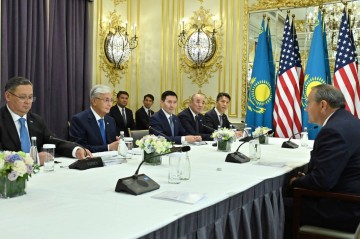 Kazakh president, Cameco CEO discuss prospects for cooperation in uranium industry