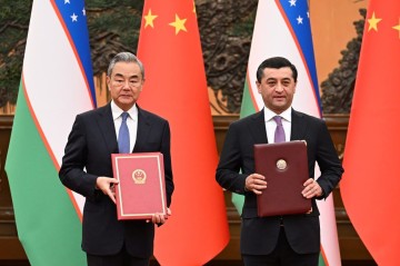 Uzbekistan, China ink host of cooperation agreements in Beijing