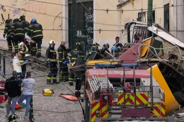 Portugal declares Mourning Day after 15 die in Lisbon funicular accident