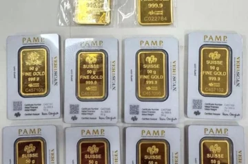 Dubai–Baku passenger detained with 10 gold bars at Baku airport Photo