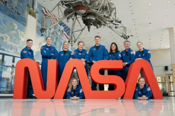 NASA selects first astronaut class with more women than men