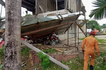 Death toll rises after twin earthquakes strike southern Philippines
