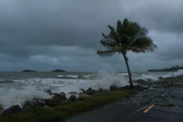 Tropical storm Monta approaches India as alerts issued