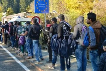 Germany’s tightened border checks lead to dramatic fall in illegal crossings