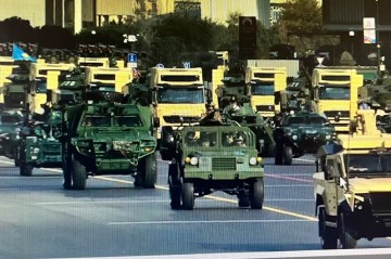 Azerbaijan makes debut showcasing of several military vehicles at parade