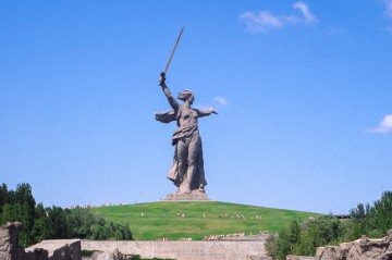 Şəhərin adını Stalinqrad edəcəklər