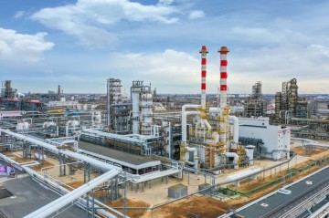 SOCAR “Lukoyl”un zavodunu almaq istəyir?