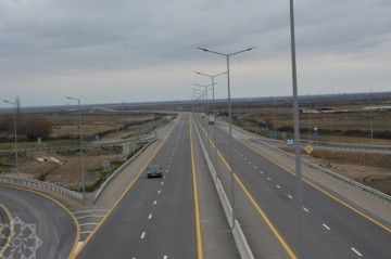 Ödənişli yolda radar və müşahidə kameraları quraşdırıldı