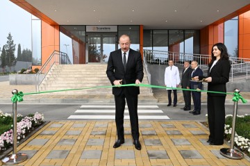Prezident dərman preparatları istehsalı müəssisəsinin açılışında iştirak etdi