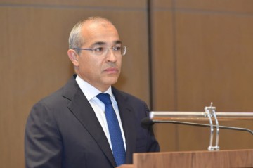 Özəl sektorda çalışanların maaşlarından vergi hansı qaydada tutulacaq? – Nazirdən