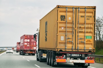 Paşinyan: Yük maşınlarının Türkiyədən Azərbaycana və geriyə tranziti üzrə marşrut hazırdır