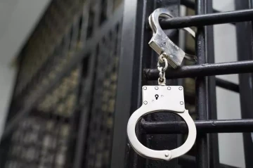Israeli security forces detain wanted militant in Ramallah, West Bank