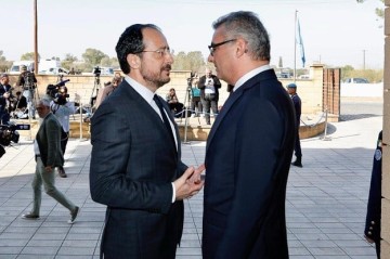Northern Cyprus president meets Greek Cypriot leader