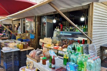 Bazarda satılan dana əti basdırmasında at DNT-si aşkarlandı - Fotolar