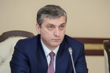 “Büdcədə neft gəlirləri azalacaq”