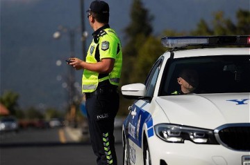 Дорожная полиция Баку провела профилактические беседы с нарушителями