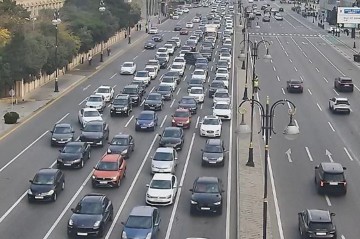 Bakıda tıxac olan yollar - Siyahı