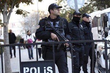 Seven Turkish police wounded in clashes with ISIS militants