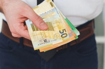 Minlərlə mədəniyyət işçisinin maaşı kəsilib? -