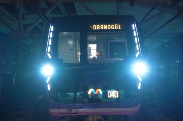 Bakı metrosunda daha bir yeni nəsil qatar xəttə buraxıldı