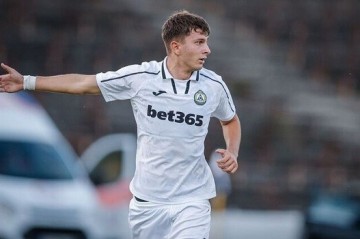 Qarabag targets Bulgarian striker