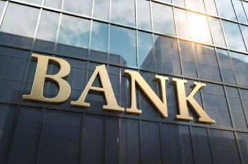 Bankların əmlakları hərraca çıxarılıb