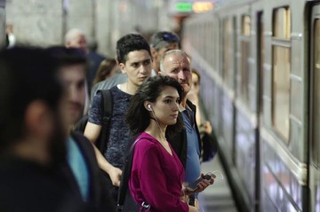 Bakı metrosundan istifadə edənlərin sayı