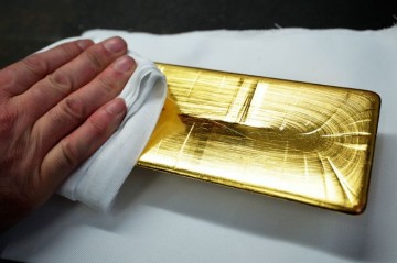 Китай до рекорда нарастил импорт золота из России