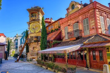 Gürcüstanda bəzi turizm obyektləri bağlanıb