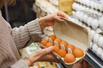 Fransada yumurta və kruasan qıtlığı yarandı -
