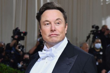 İlon Mask SpaceX-i niyə yaratdığını açıqladı