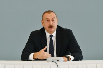 “Leysan yağan kimi şəhər nəqliyyatı iflic vəziyyətə düşür”