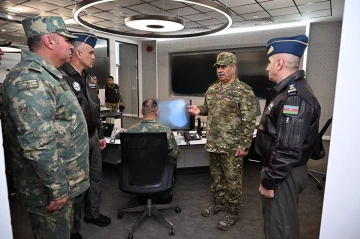Azerbaijan's military officials assess combat preparedness of air defence forces