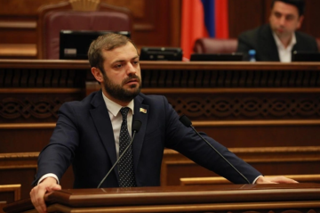 Papoyan: Azərbaycan benzini Ermənistanda çox sürətlə satılır