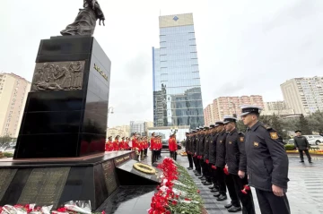 Azerbaijan observes Khojaly genocide day with nationwide military tributes PHOTO