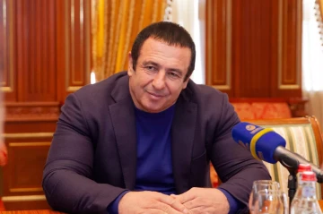 Authorities raid Prosperous Armenia leader’s home amid land dispute probe
