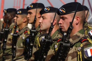 Fransada genişmiqyaslı təlimlər başladı