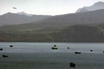 Iran warns any US clash could shut Strait of Hormuz