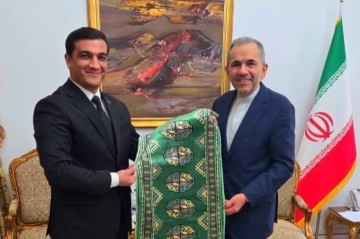 Turkmenistan and Iran discuss Caspian Sea, interregional cooperation