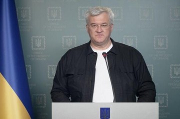 Ukraine rejects any Russian claims on Crimea