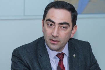 Mikayıl Cabbarovun yeni müşaviri o oldu