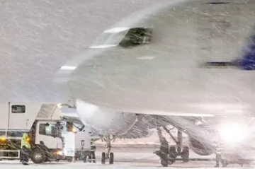 Heavy snow disrupts Moscow air travel: Around 140 flights affected