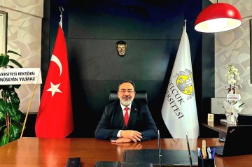 Azərbaycanlı rəssam Türkiyə universitetində dekan təyin olundu