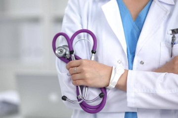 Дефицит без вакансий: парадокс медицинской системы Азербайджана