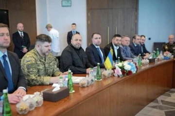 Abu Dhabi peace talks yield procedural progress, no breakthrough on Donetsk