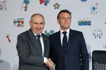 Macron to visit Armenia for European Political Community Summit