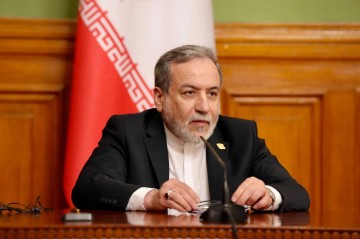 Iran FM calls Europe irrelevant in nuclear diplomacy